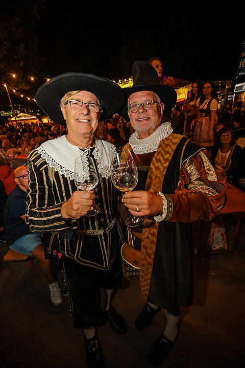 Impressionen vom größten Weinfest in Franken!