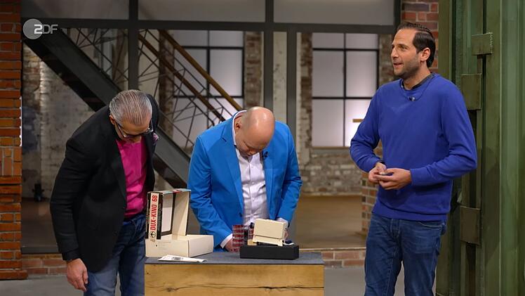 Heute Abend noch nichts vor? Dann auf zu Julian Schmitz-Avila (rechts): Dort steigt eine Kino-Popcorn-Party! Mit ganz besonderen Filmen.