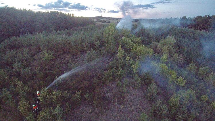 Landkreis Erlangen-Höchstadt: Wälder werden wegen Brandgefahr aus Luft beobachtet - Regierung und Landratsamt mit Appell