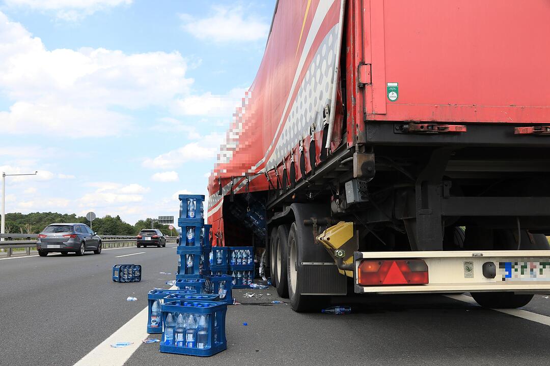 Mineralwasser auf der Autobahn: Und wieder wird gegafft