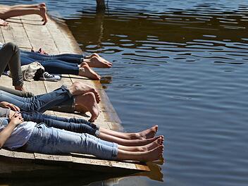 Der Frühling ist da: Mit 23,4 Grad war es am Samstag in Bamberg am wärmsten. Auch der Montag wird schön, doch danach ist erstmal Schluss. Foto: Karl-Josef Hildenbrand/dpa
