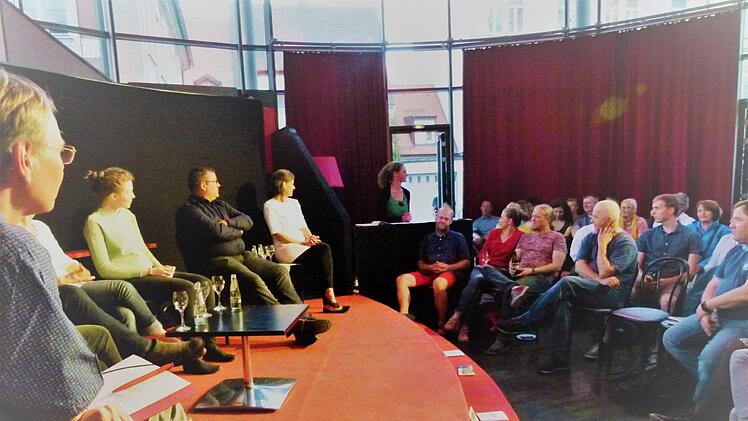 Das  Thema "Gärtnern in der Welterbestadt Bamberg" lockte viele Besucher in die Treffbar.  Foto: Ma