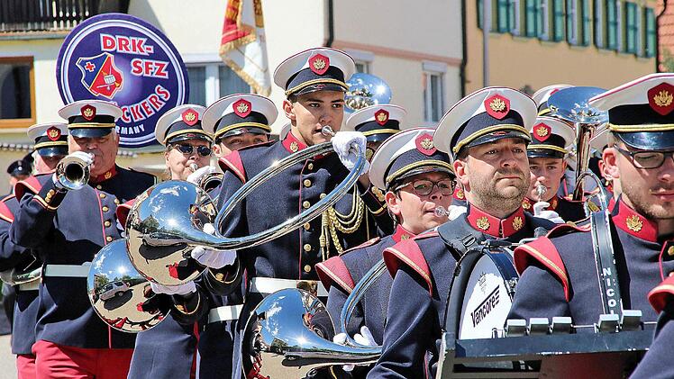 Der DRK Spielmanns- und Fanfarenzug Rückers Foto: Dieter Britz