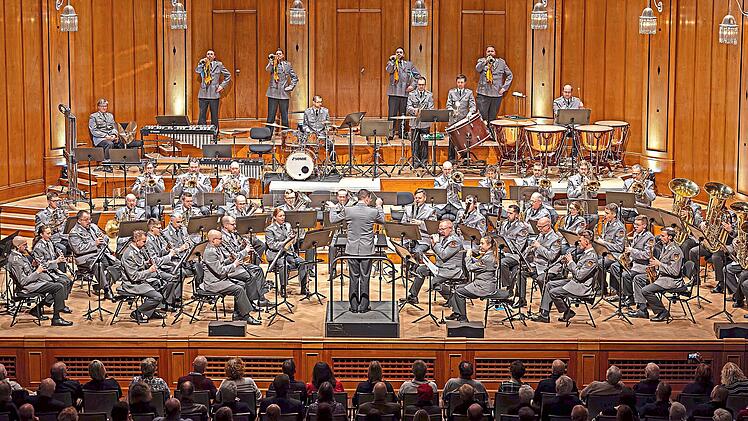 Das Heeresmusikkorps Veitsh&ouml;chheim ist auf vielen B&uuml;hnen dieser Welt zu sehen. Soldaten- und Reservistenkameradschaft Nordhalben
