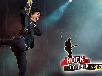Billie Joe Armstrong - Sänger von Green Day - gibt auf der Bühne alles. Foto: Tobias Köpplinger