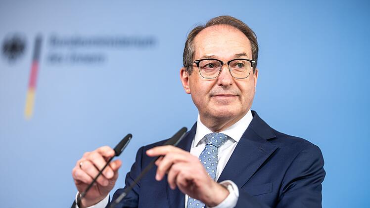 Innenminister Dobrindt