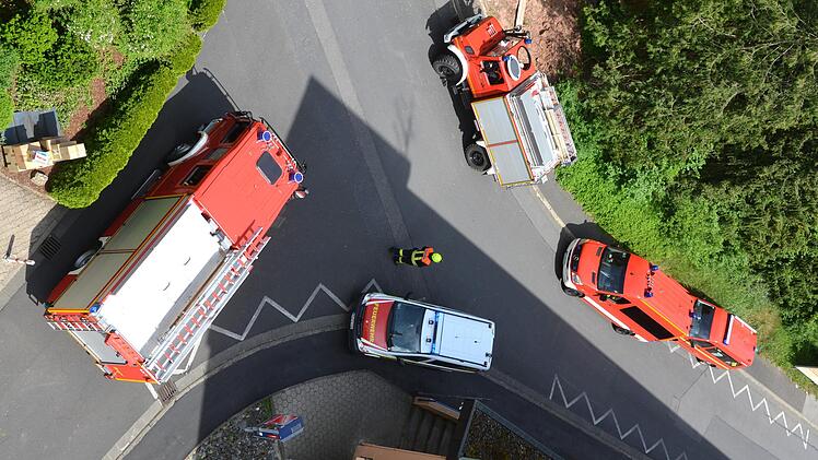 Feuerwehr und Notdienst waren schnell zur Stelle. Peter Rauch