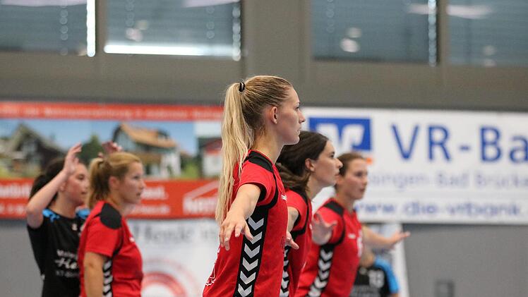 Lieferte sich einen tollen Pokalfight bei bester Stimmung mit 150 Handballern aus Ancenis auf der Tribüne: Die Damenmannschaft des FC Bad Brückenau. Sebastian Schmitt