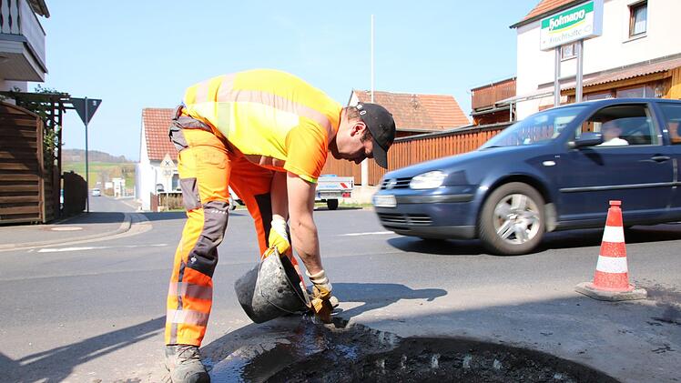 Eindrücke von der Baustelle in der Nüdlinger Ortsdurchfahrt. Foto: Ralf Ruppert