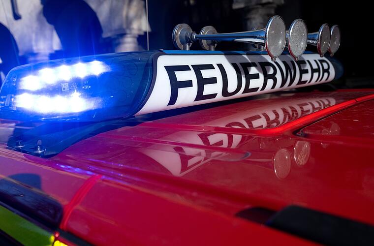 Kellerbrand in Buttenheim: Technischer Defekt an Akkuladegerät verursacht Feuer