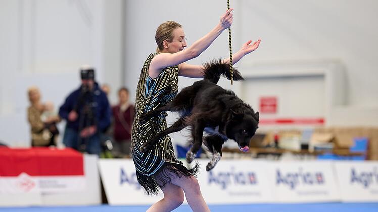 Meisterschaft im Dog Dancing auf Messe «Hund & Pferd»