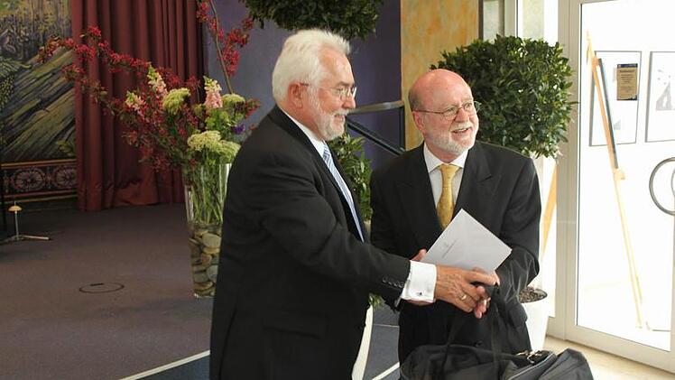 Präsident Horak (links) mit Direktor Manfred Scholz