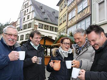 Die Gesichter sprechen Bände: Das Gebräu hat's ganz offensichtlich in sich.  Fotos: Diana Fuchs