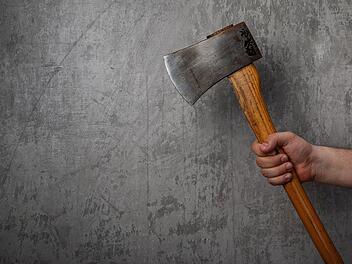 Polizeieinsatz in Nürnbeger Innenstadt: Zwei Männer verabreden sich zu Schlägerei - einer erscheint mit Axt Polizeieinsatz in Nürnbeger Innenstadt: Zwei Männer verabreden sich zu Schlägerei - einer erscheint mit Axt