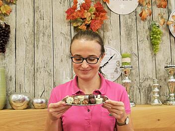 Unsere Redakteurin Stefanie Gleixner liebt die schokoladigen Köstlichkeiten. Foto: Sandra Hackenberg