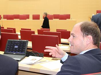 Michael Hofmann (CSU) sitzt seit Montag im Landtag. Am Dienstag wählte er als einer von 100 CSU-Abgeordneten den neuen Ministerpräsidenten. Fotos: Roepert
