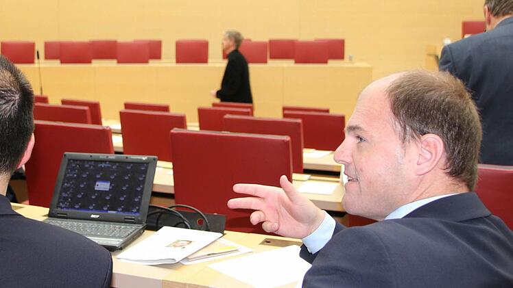 Michael Hofmann (CSU) sitzt seit Montag im Landtag. Am Dienstag wählte er als einer von 100 CSU-Abgeordneten den neuen Ministerpräsidenten. Fotos: Roepert