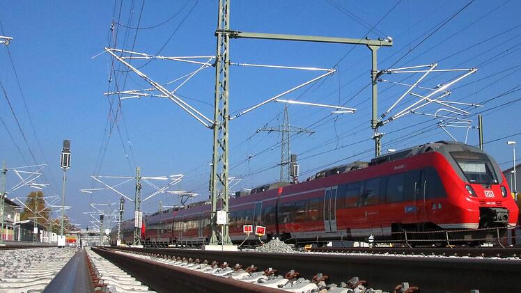 Im Forchheimer Bahnhof werden zwischen 20. und 27. Oktober keine Züge mehr ein- und ausfahren.  Foto: Josef Hofbauer