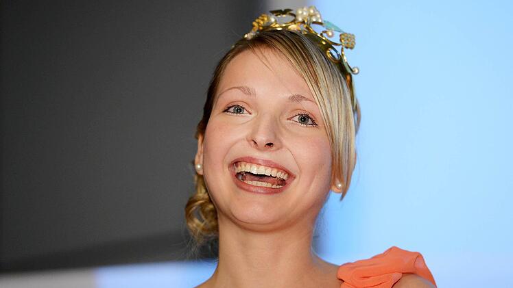 Die fränkische Weinkönigin Marion Wunderlich. Foto: dpa