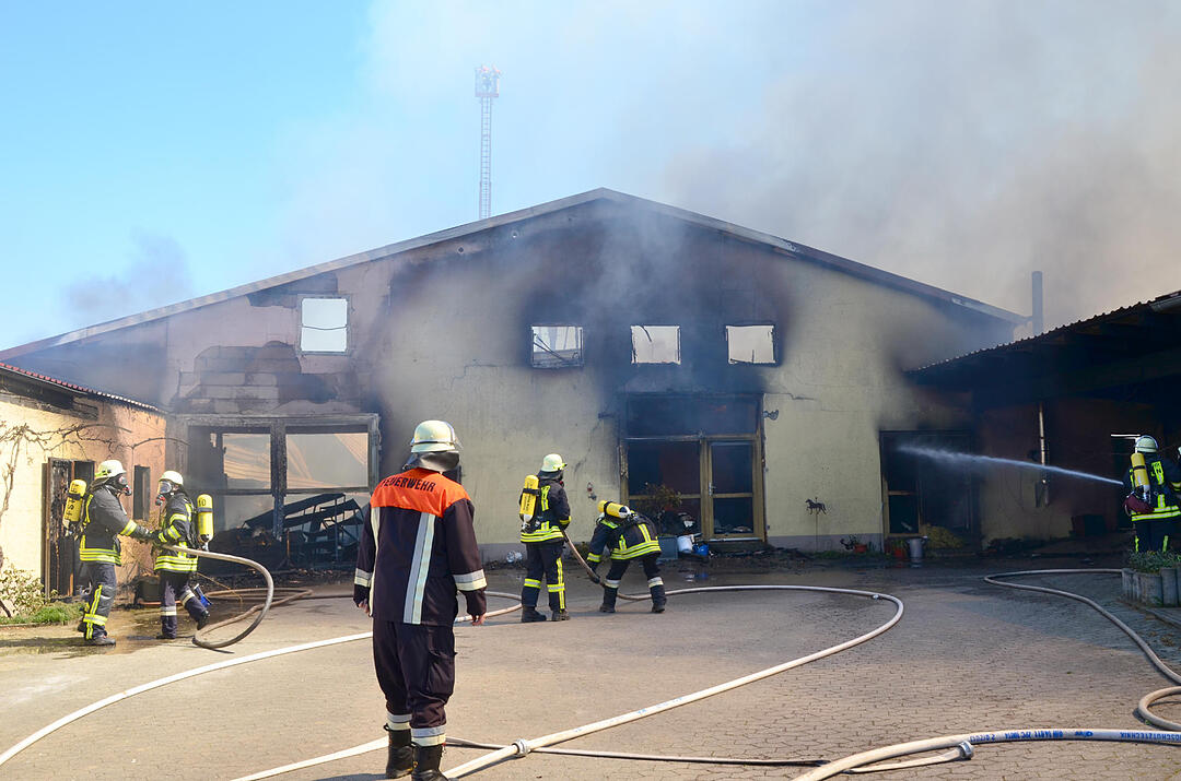 Feuer auf Aussiedlerhof