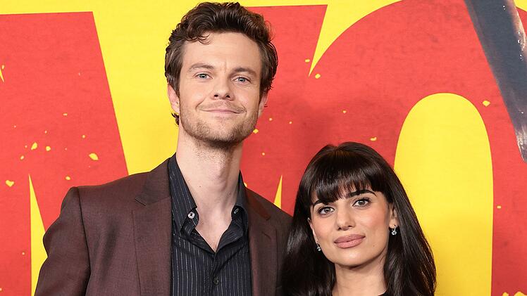 Wie mehrere Medien &uuml;bereinstimmend berichten, sollen die "The Boys"-Stars Claudia Doumit und Jack Quaid geheiratet haben.