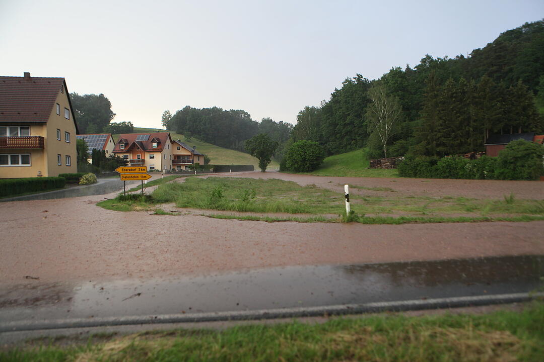 Kräftige Unwetter halten Mittelfranken im Atem