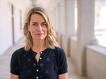"Tagesthemen"-Moderatorin Jessy Wellmer fragt nach, wie das Beamtentum reformiert werden k&ouml;nnte.