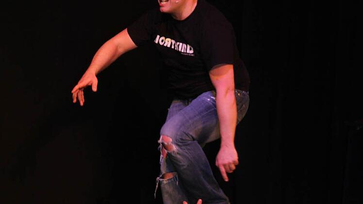 Körperbeherrschung, Beat-Box-Kunst und Stand-up-Comedy der Extraklasse - die Gruppe Hortkind (steht für ”Höchst originelle, richtig tolle körperlich-intellektuelle neue Darstellung” alias Steffen Lemke und Nils Hellmuth - ließ bei ihrer Darstellung keine Wünsche offen. Vor allem die Zeitlupen-Präsentation eines Boxkampfes suchte ihresgleichen. Foto: Adam