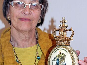 Ein wahres Kunstwerk ist dieses von Christa Haagen aus Coburg geschaffene Osterei mit der Abbildung von König Ludwig II.  Foto: Dieter Britz