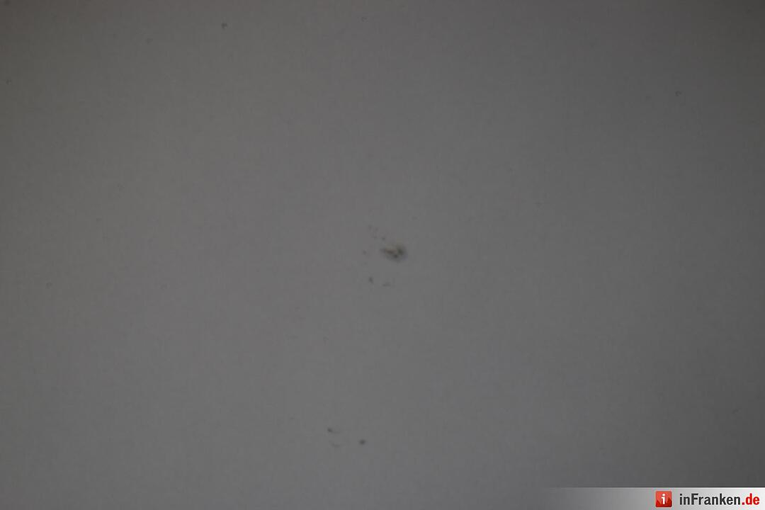 Merkur schiebt sich vor die Sonne