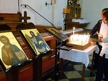 Für die griechisch-orthodoxe Kirchengemeinde in Bamberg sind die neuen Ikonen eine Bereicherung ihrer Gottesdienste. Foto: Marion Krüger-Hundrup