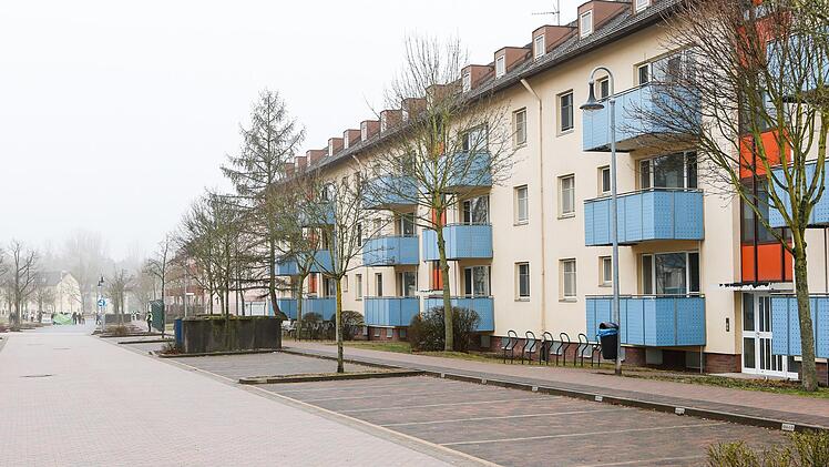Mitarbeiter des Sicherheitsdienstes sollen in der Aufnahmeeinrichtung  Oberfranken in Bamberg von zwei Bewohnern angegriffen worden sein.  Doch  bestreiten die  beiden Angeklagten das.    Foto: Matthias Hoch