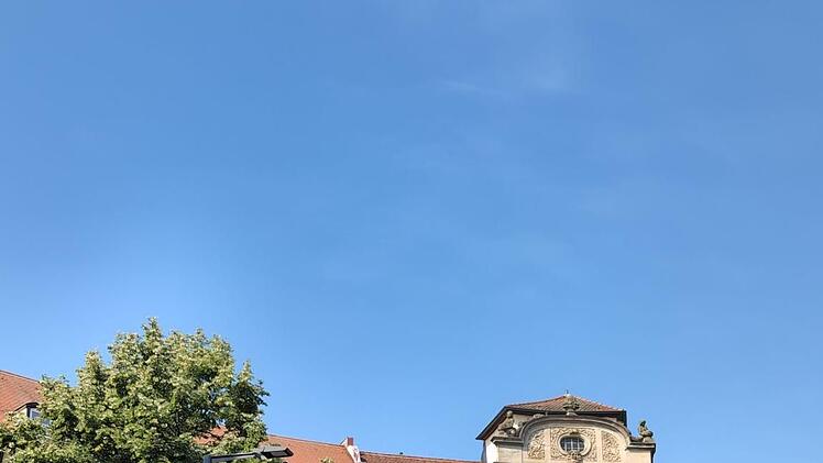 Bamberg: Sehr lautes Piepsen am Wilhelmsplatz - Feuerwehreinsatz in Innenstadt