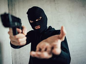 Spielotheken in Franken, Hessen und Thüringen überfallen - Polizei nimmt bewaffnete Bande hoch