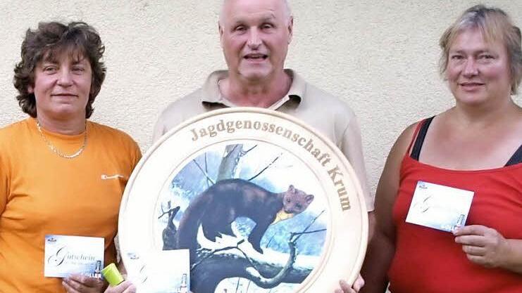 Sie waren erfolgreich (von links): Irene und Norbert Schmitt sowie Helga Biertempfel.