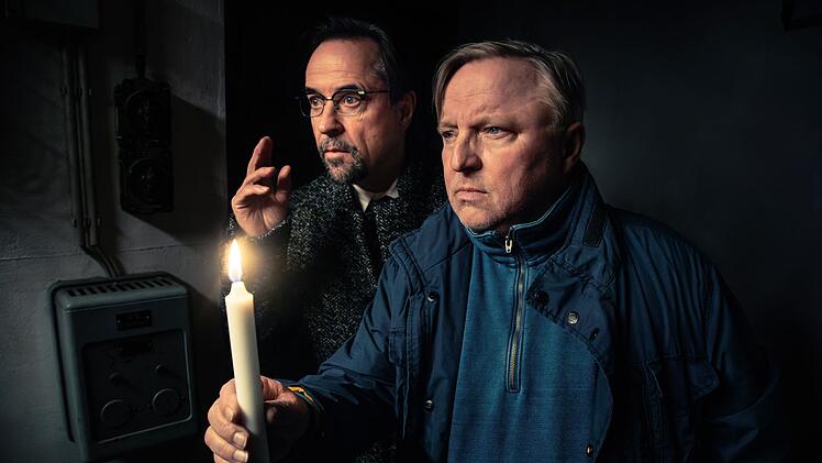Der Tod eines Anwalts stellt Prof. Dr. Karl-Friedrich Boerne (Jan Josef Liefers, links) und Hauptkommissar Thiel (Axel Prahl) in ihrem 46. Fall vor ein R&auml;tsel.