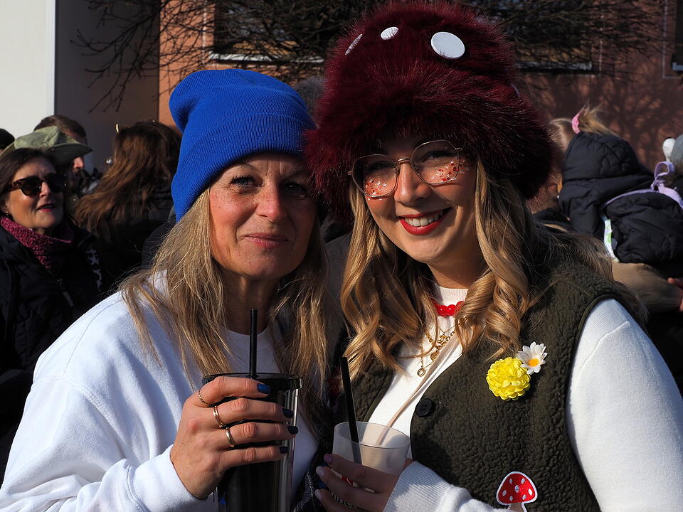 Wildes Faschingstreiben in Steinach an der Saale.