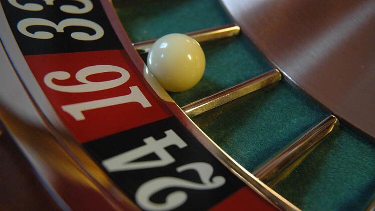 Bad Kissingen profitiert vom Glückspiel. Von 2000 bis 2014 flossen nach Angaben von Erwin Horak, dem scheidenden Präsidenten der Staatlichen Lotterieverwaltung, gut 18 Millionen Euro in den städtischen Haushalt. Foto: Siegfried Farkas