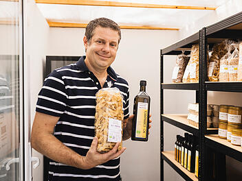 Litzendorf: Biohof Schlake er&ouml;ffnet neuen Hofladen - "Herzensprojekt"