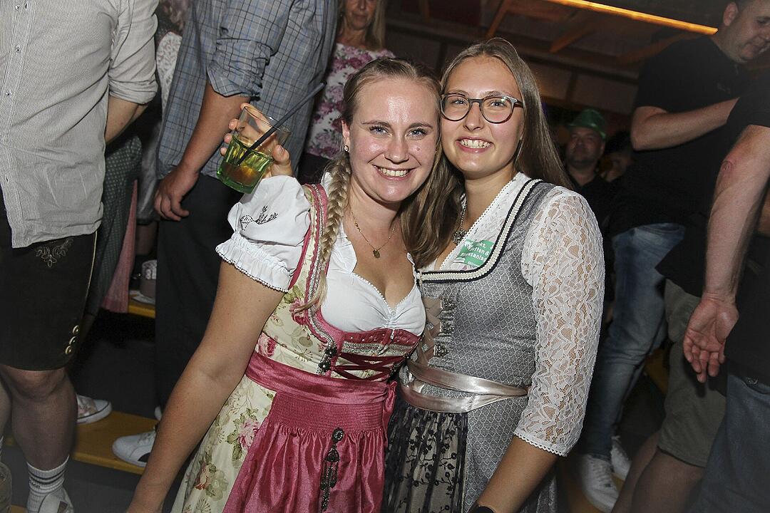 Für Partystimmung sorgten die "Stoapfälzer Spitzbuam"