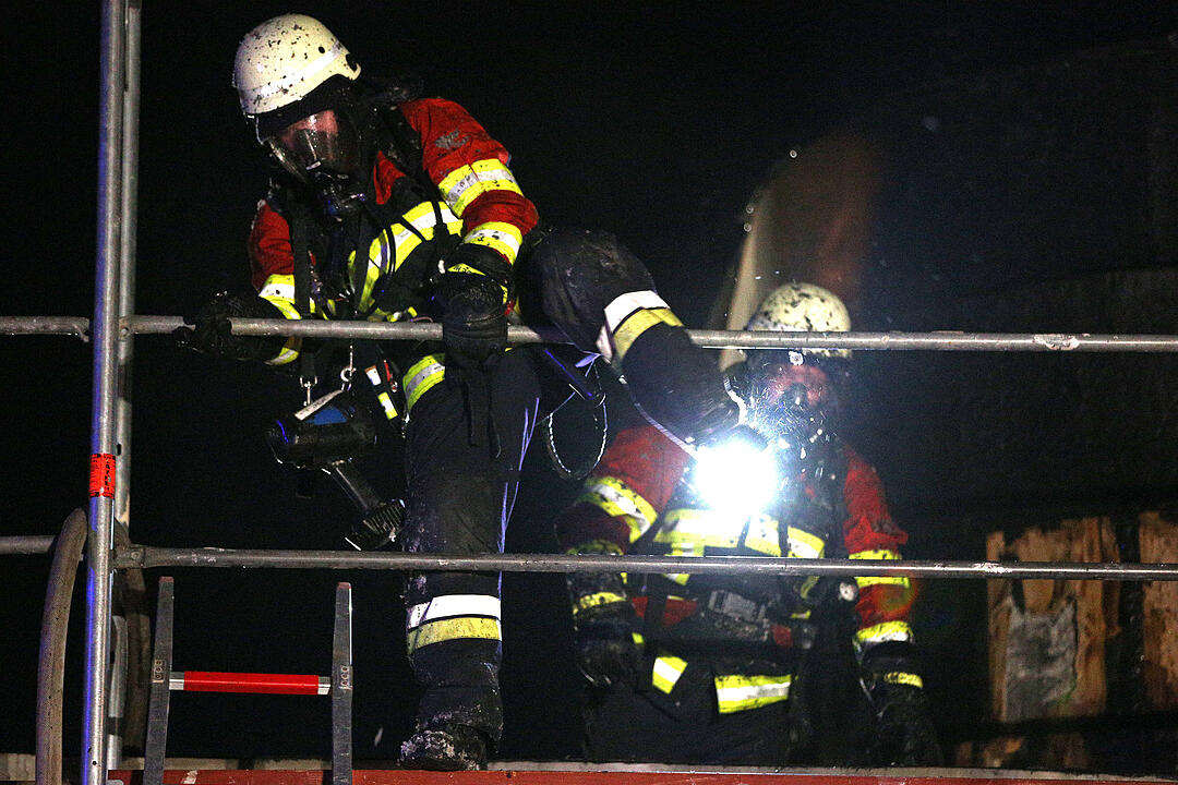 Im Bau befindliches Blockheizkraftwerk fängt Feuer