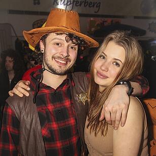 Beste Stimmung beim Kupferberger Blütenfasching!