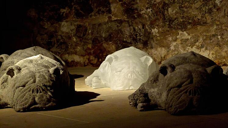 Carl Bens: Rudel / Coburger Glaspreis 2014, Veste, Foto: Jochen Berger