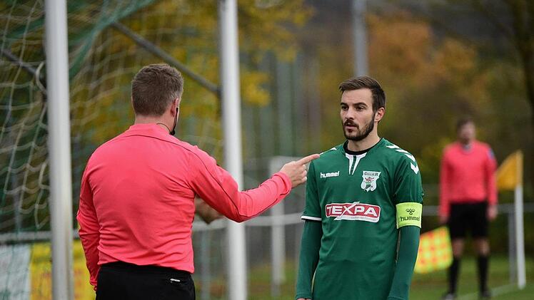Nach zehn Spielzeiten in der Regionalliga Süd, der Bayernliga und der Bayernliga Nord bestreitet Manuel Leicht (rechts) an diesem Freitag sein letztes Spiel in der ersten Mannschaft seines Heimatvereins TSV Großbardorf. Anand Anders