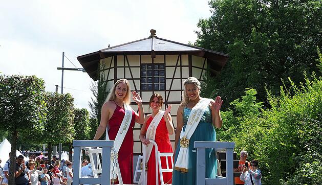Großer historischer Festzug durch Bad Kissingen!