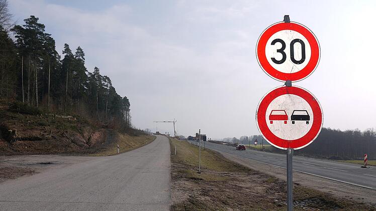 Auf der Baustelle gilt: Tempo 30.