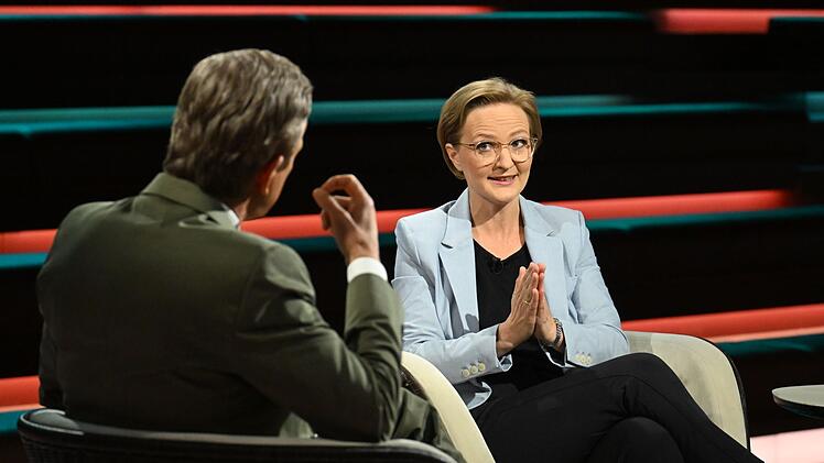 Die Grünen-Co-Chefin Franziska Brantner warnte vor der Vergiftung des politischen Umgangstons und stichelte dabei gegen Martin Huber und Markus Söder.