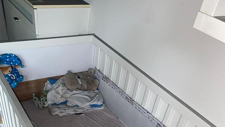 Schicksalsschlag in Nürnberg: Brand zerstört Zuhause von junger Familie