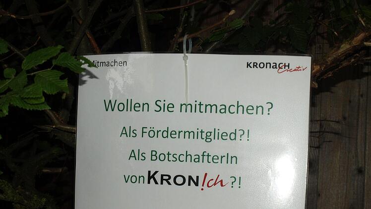 Schilder auf dem Botschafts-Rundweg.Susanne Deuerling
