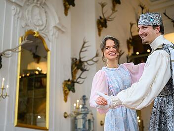 Winterausstellung "Drei Haseln&uuml;sse f&uuml;r Aschenbr&ouml;del"